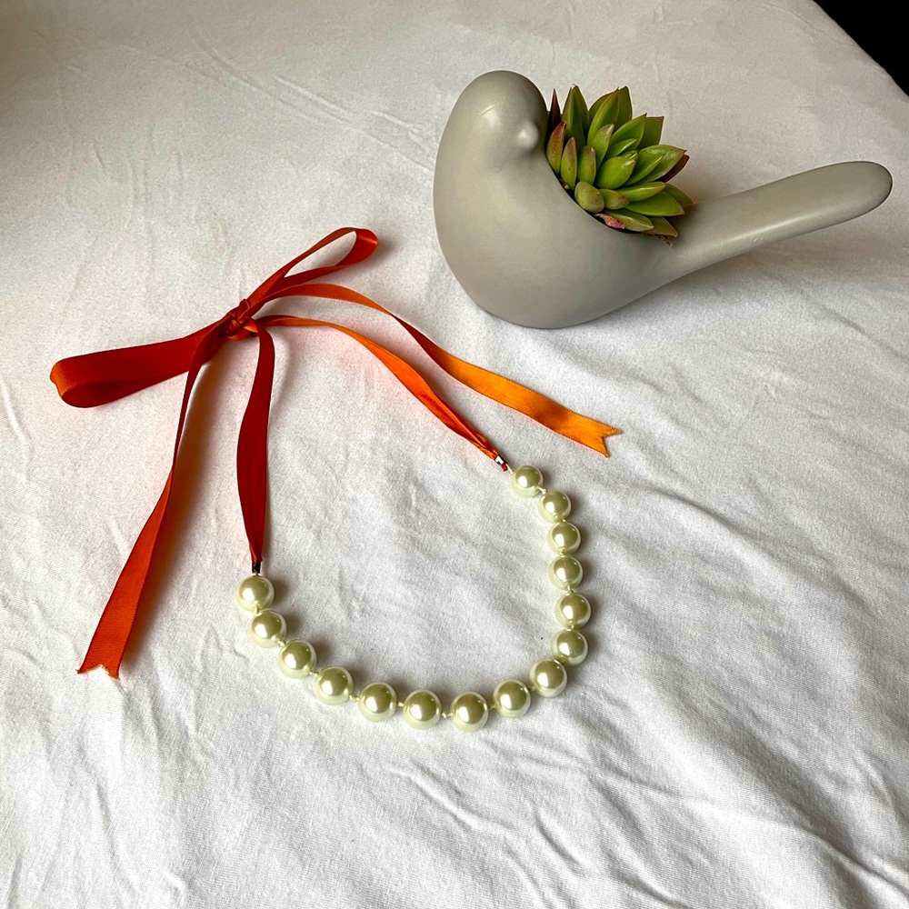 Pearl Necklace with Ribbon Tie